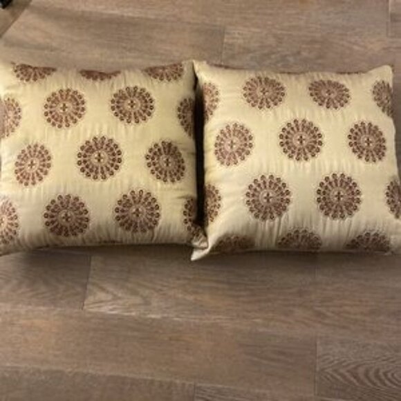 2 Beautiful Khaki Silk Embroidered Pillows With Down/Feather Insert’s - Picture 2 of 5